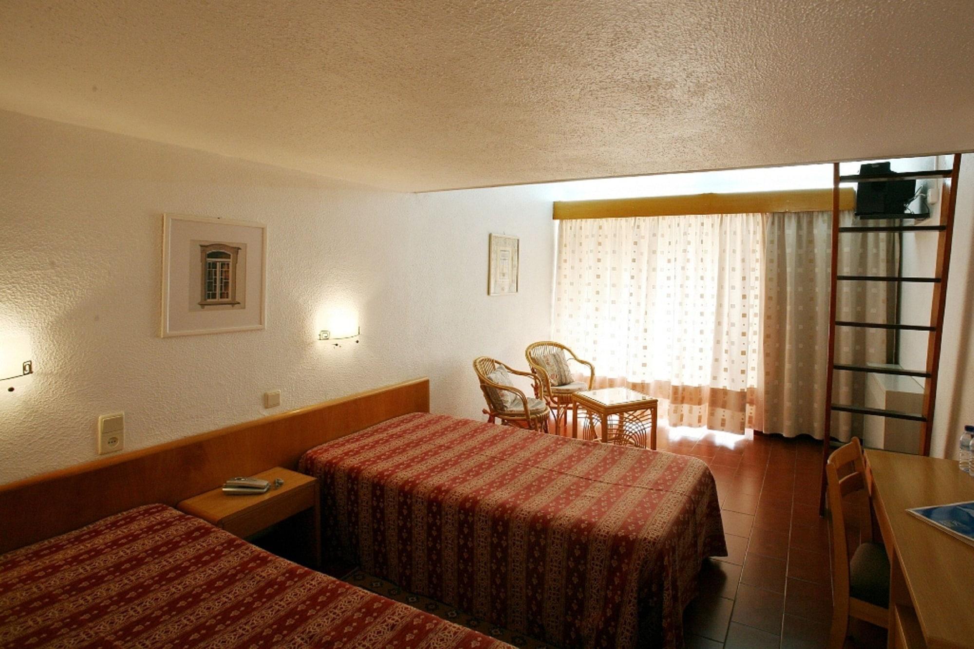 Inatel Oeiras Hotell Eksteriør bilde